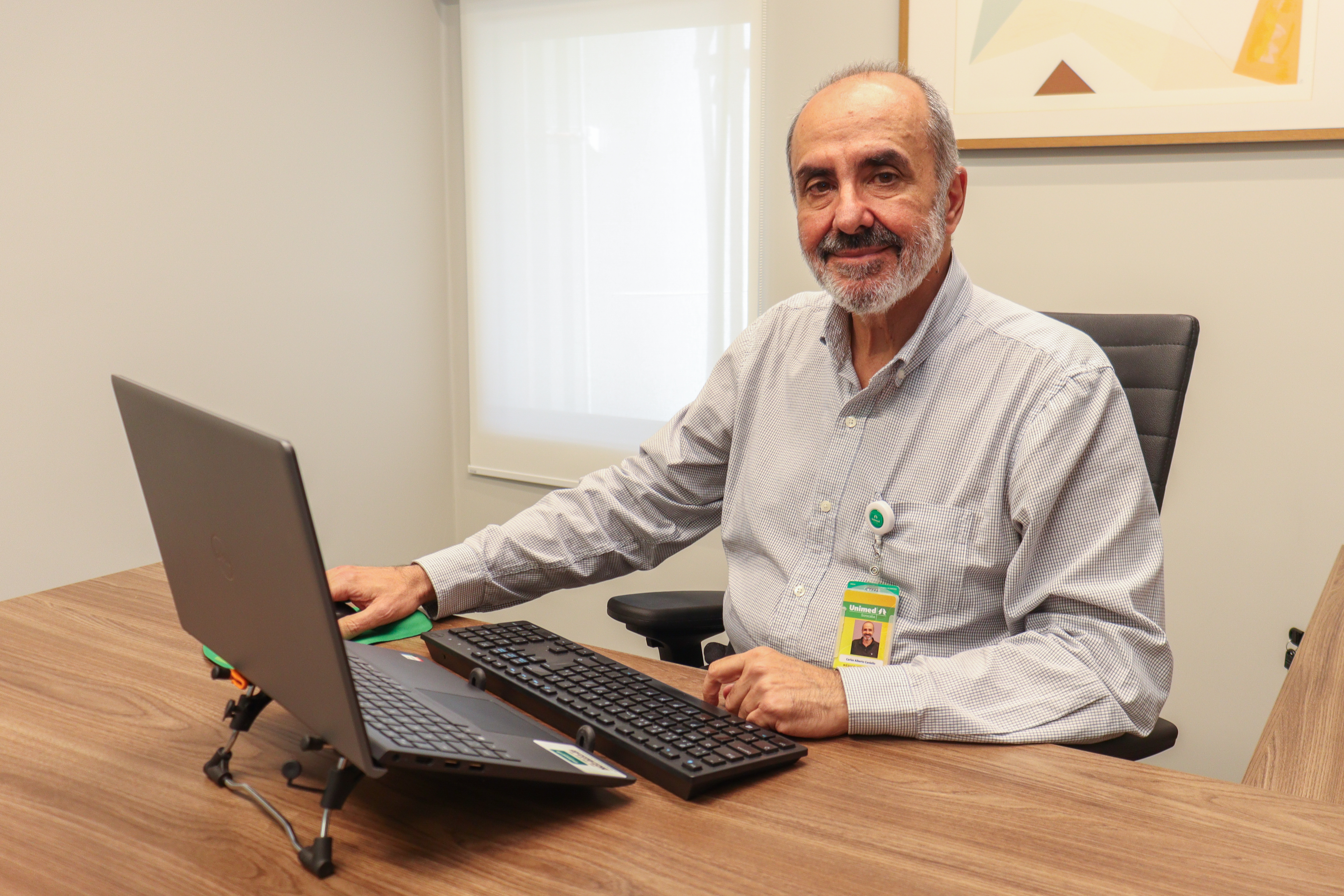 Dr. Carlos Caniello